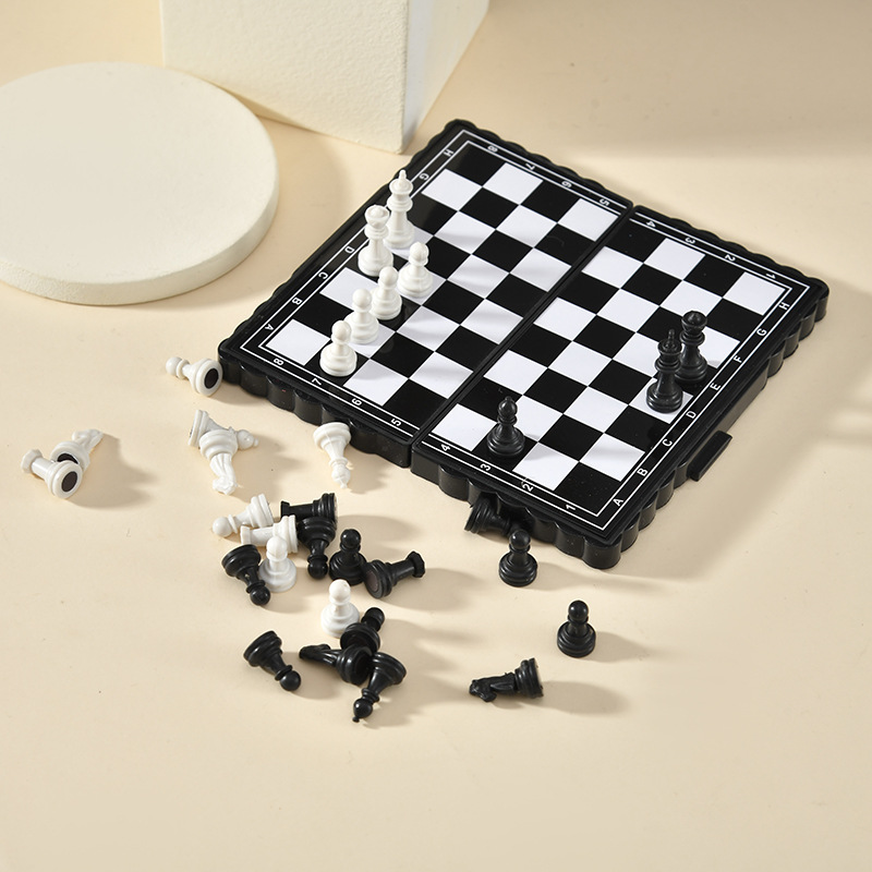 Mini Portable Magnetic Chess S - đánh giá và giá Magnetic Travel Chess