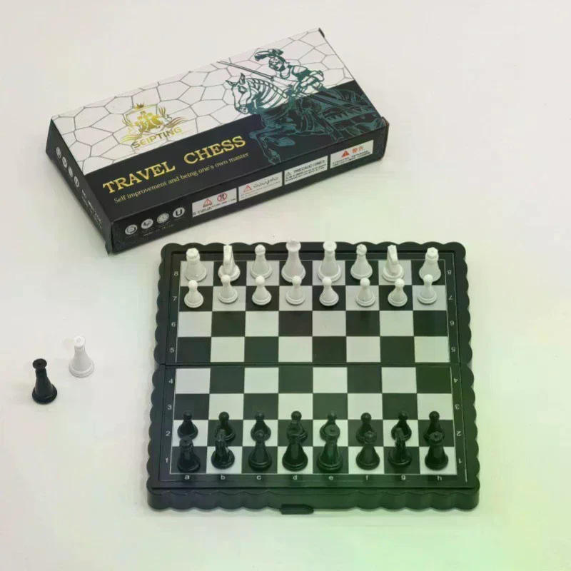 Mini Magnetic Chess Set Foldin - đánh giá và giá Magnetic Travel Chess